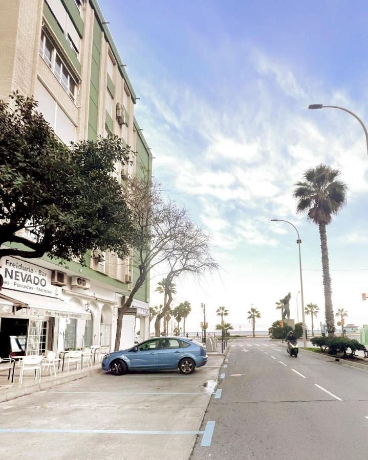 Holidays2Malaga Tomas De Echeverria 150 Mts To Beach & High Speed Wifi & Parking Apartment Exterior photo